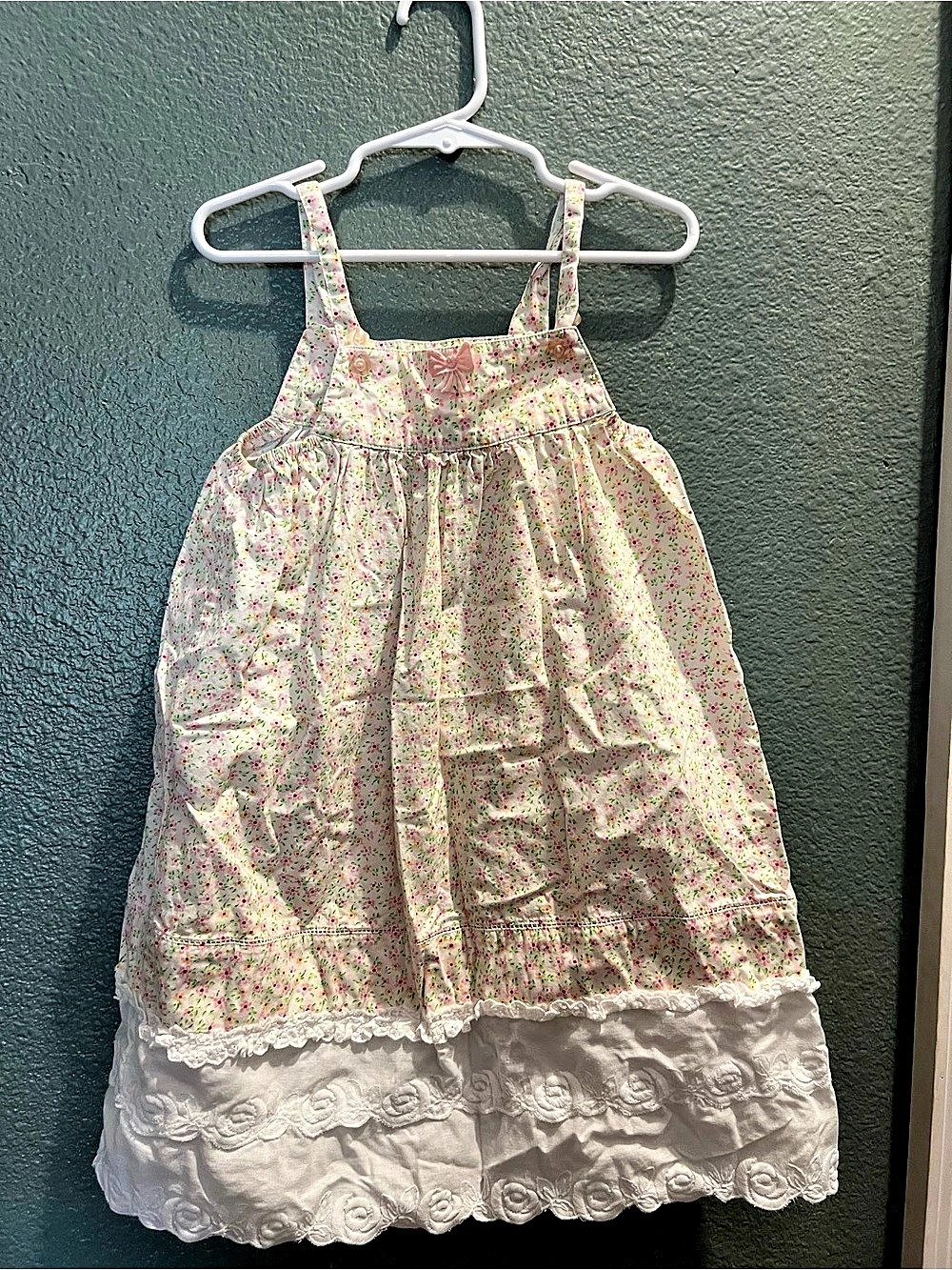 Vintage Floral Tiered Dress in White & Pink Like New